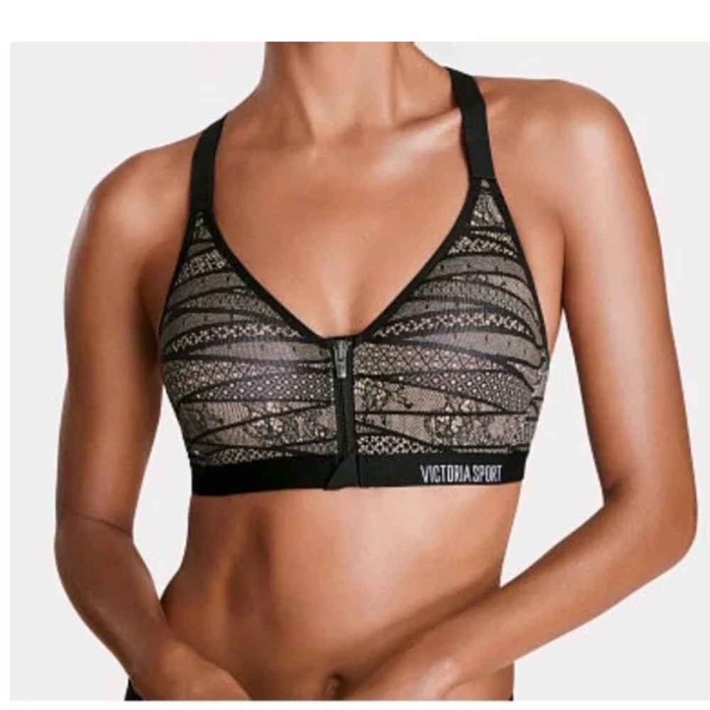 NWT Victoria Sport by Victoria’s Secret Knockout